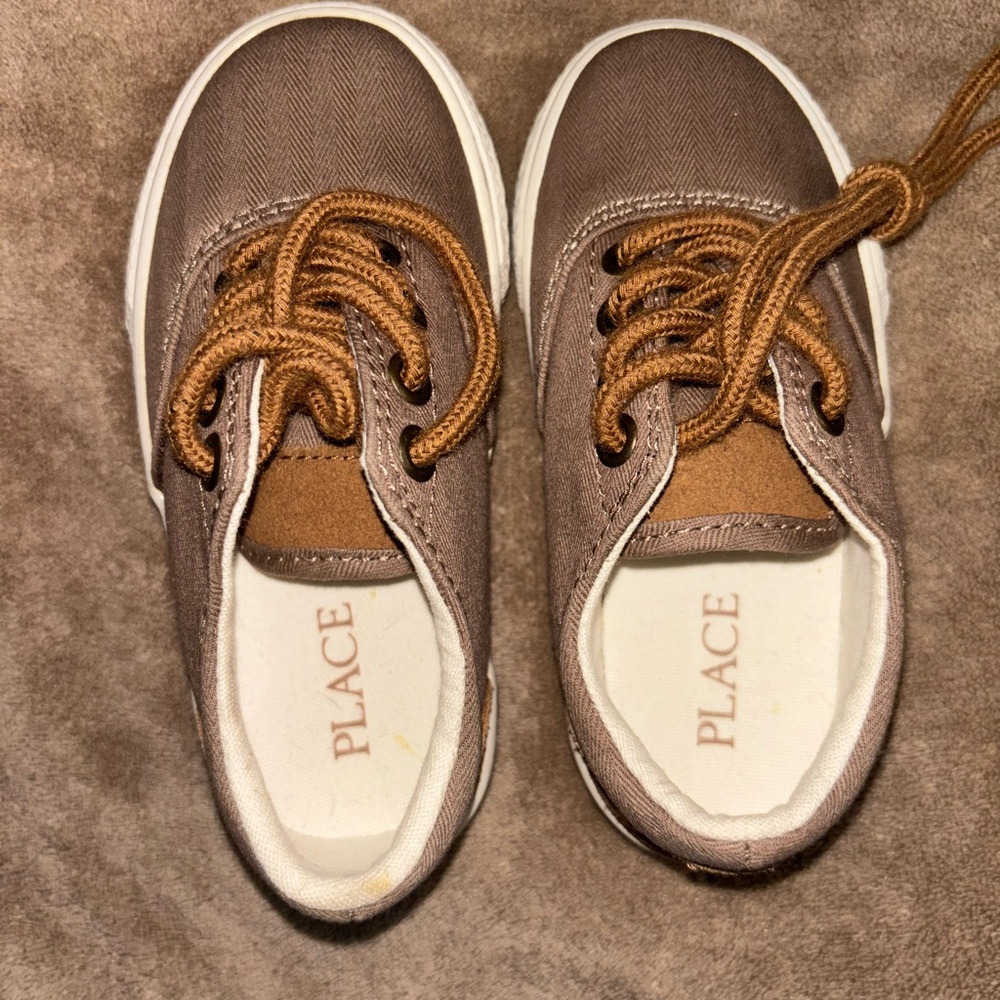 Boys 7C Shoes